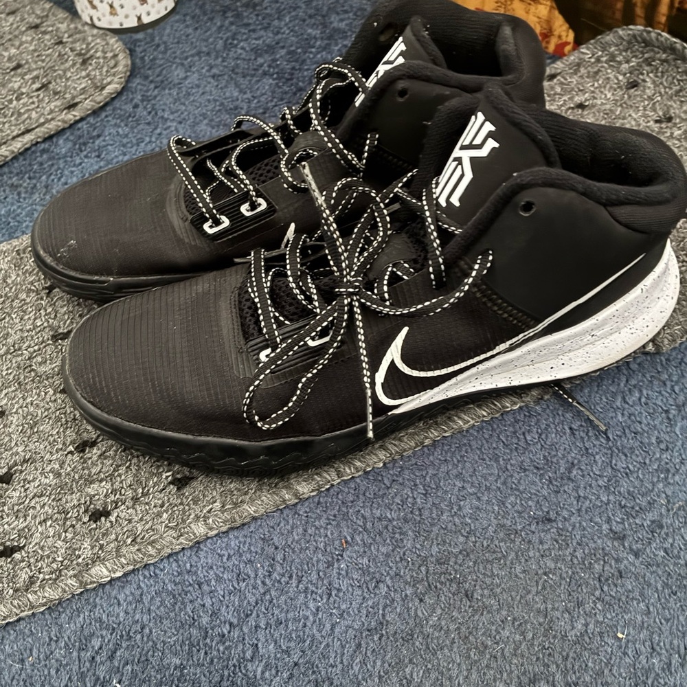 Nike Black and Gray Sneakers